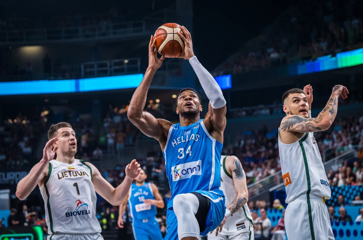 j9九游会 -包含赛地聚焦——欧超杯今晨热度飙升，波士顿凯尔特人迎来里程碑，质疑声仍在，赛程密集仍需轮换的词条